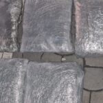 trei barbati retinuti pentru trafic de droguri dupa ce au fost prinsi in flagrant cand ridicau un colet cu cannabis trimis din spania 68cd2e11df6c6