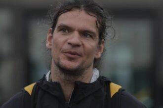 tudor chirila da de pamant cu nicusor dan e timpul sa va indepliniti obligatiile la munca asa cum ziceati acum 3 luni 68b710436dfd6