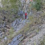 turisti in pantofi si fara echipament salvati din bucegi jandarmii montani i au cautat 9 ore in conditii dificile video 68ce91d334d3c