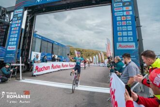 turul romaniei italianul cesare chesini a castigat etapa a doua a competitiei 68c2c583e8633