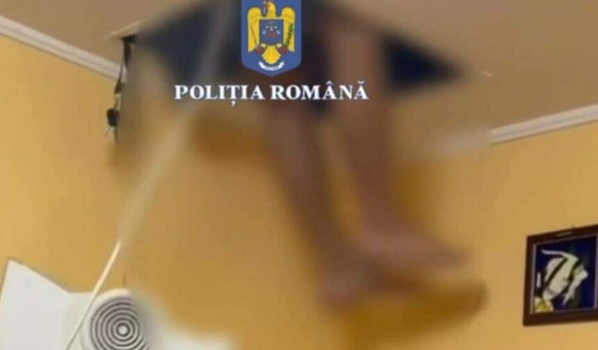 un barbat cautat de politia capitalei s a ascuns intr o gaura din tavan cand au venit mascatii sa l ridice video 68cd70fc1d887