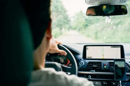 un sofer prins fara permis a fost iertat de judecatori pe motiv ca mergea sa si vada fiul la spital in iasi 68dbcaa2db3f2