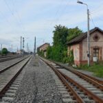 un tanar de 24 de ani a murit electrocutat dupa ce s a urcat pe un stalp de inalta tensiune in gara din alba iulia 68ca762a8c224