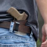 un tanar de 27 de ani sub control judiciar dupa ce si a amenintat fosta iubita cu un pistol in trafic 68d6ebf091aeb