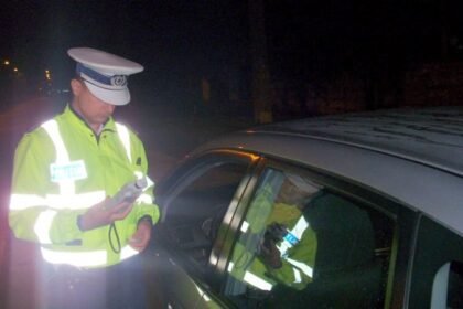 urmarire ca n filme pe ulitele todirestiului tanar de 18 ani prins la volan fara permis itp si masina neasigurata 68c08507ad362