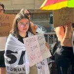 urmeaza protestul studentilor in prima zi a anului universitar facultatile incep in strada 68d8ff4036a2a