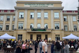 usv iasi si a deschis portile pentru mai bine de 4 000 de studenti rectorul universitatea este pilon al dezvoltarii agriculturii moldovei 68c8b789f3885
