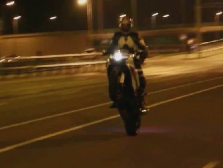 zgomot de motociclete si masini turate noapte de noapte la iasi oamenii nu pot dormi autoritatile par depasite ce e de facut 68b4e7151dc56