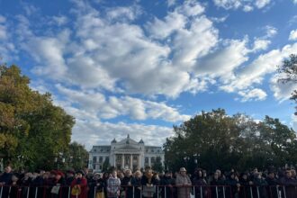 27 de pelerini au primit asistenta medicala la sfanta parascheva in ultimele 24 de ore 68ee238633fbd