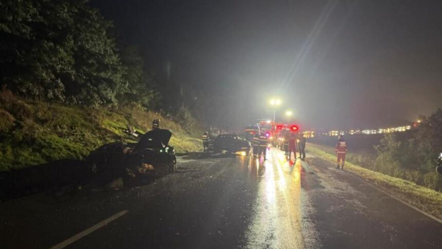 accident grav in suceava trei persoane au ajuns la spital dupa un carambol cu patru masini traficul a fost blocat 68e400aa7cd4d