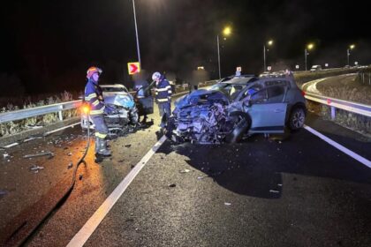 accident pe a1 langa curtea de arges trei persoane au fost transportate la spital 68e4b071aefde