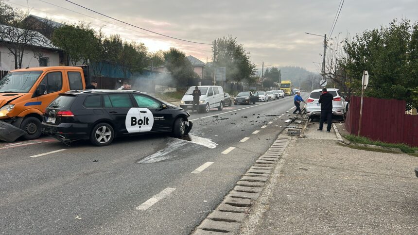 accident rutier cu trei autoturisme implicate in localitatea uricani 68f883e1cd228 1