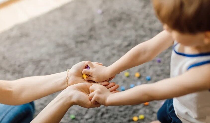 anca dumitrescu primele semne ale autismului se observa in jurul varstei de un an 68e6d1c057b4f