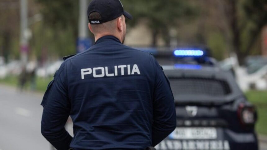 ancheta dupa disparitia unei cruci din bronz de pe o stema istorica suspectul este un barbat de 54 de ani 68e9468f31957