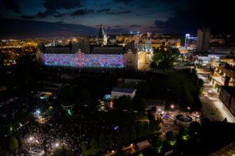 arta digitala pe palatul culturii sambata in gradina palas are loc competitia internationala de video mapping light up festival urmata de un concert live by delia 68f1f85fd9ece