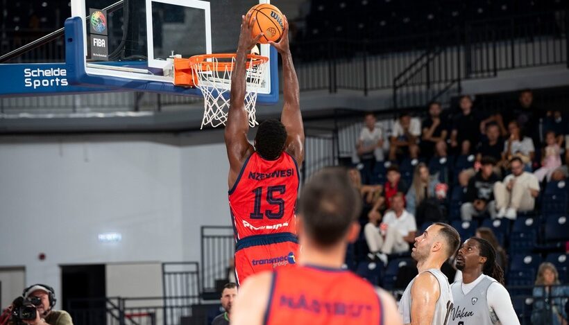 baschet masculin corona brasov csm oradea scor 85 90 in grupa c a fiba europe cup 68f92003a0089