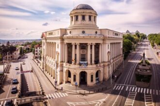 bcu iasi incepe seria internationala prelegeri europene valorile democratice in europa 690019f3b0641