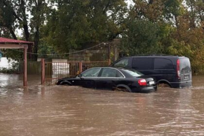 bilantul autoritatilor la finalul inca unei zile ploioase 86 de localitati din 22 de judete si capitala afectate 1 598 gospodarii fara curent 68e6acdba0eb0