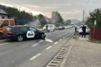 carambol in localitatea uricani trafic ingreunat si doua persoane ranite 68f888c947bd0