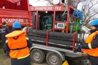 cod galben de vreme rea la iasi pompierii militari au intervenit pentru evacuarea apei si degajarea arborilor cazuti 68e613d60ac80