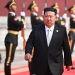 coreea de nord a iesit la vanat de silicoane agentii lui kim jong un au primit sarcina de a identifica persoanele cu implanturi mamare 68dfb699de083