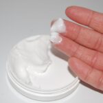 crema anti aging facuta in casa din produse naturale reduce ridurile petele pigmentare si inchide porii dilatati 68dfa84892ee4