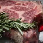 cum poti pastra carnea proaspata la frigider timp de cateva zile fara sa se altereze trucul pe care trebuie sa l cunoasca toate gospodinele 68e8d8512d5b6