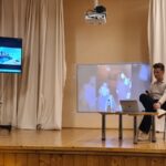 de la colegiul eminescu din iasi la mae madalina morariu diplomat de cariera le a dezvaluit elevilor ce inseamna misiunile unui diplomat roman peste hotare 68ddcbfc56538