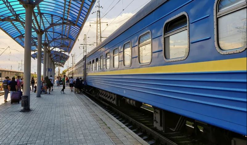 de sambata puteti calatori cu trenul la kiev calatoria va costa putin peste 100 de euro 68e5bc0ade68a
