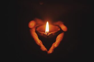 deces misterios intr un apartment din iasi o tanara de 21 de ani a fost gasita fara suflare dupa ce s ar fi certat cu iubitul 690065d285830