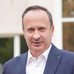 deputatul adrian caciu sustine ca achizitia de autoutilitare facuta de cancelaria prim ministrului este ilegala 68e2b173abcf7