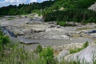 dezastrul de la praid starea de alerta a fost prelungita cu inca 30 de zile accesul in canionul de sare ramane interzis 68e8dbca3c2d0