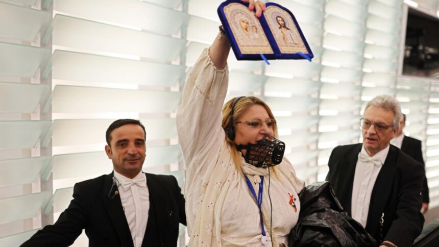 diana sosoaca urmarita penal pentru 11 infractiuni ce risca europarlamentara sos romania 68e3bfeebdc6f