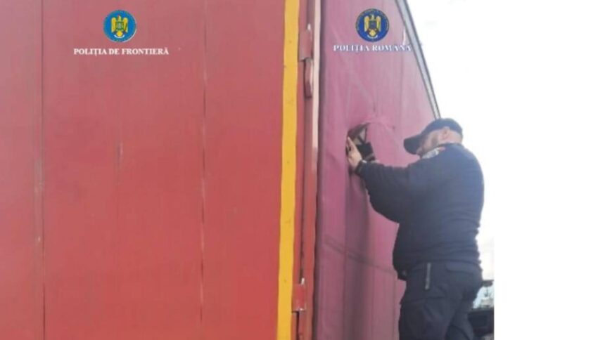doi tineri palestinieni descoperiti ascunsi in semiremorca unui tir pe dn5 in judetul giurgiu 68e8be8a23b82