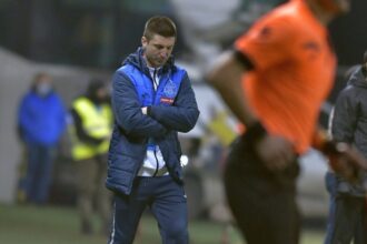 fotbal poli contra andrei cristea bateti la chiajna si stati in vacanta pe loc de play off 68e067e762970