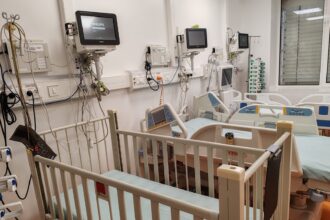 imagini din sectia ati in care au murit cei 6 copii are sau nu dreptate ministrul rogobete ca nu exista toalete 68e3dc424ef2e