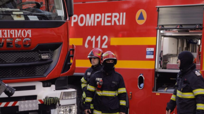 incendiu intr un mall din suceava cladirea a fost inundata cu fum iar clientii evacuati de urgenta 68e4969be4748