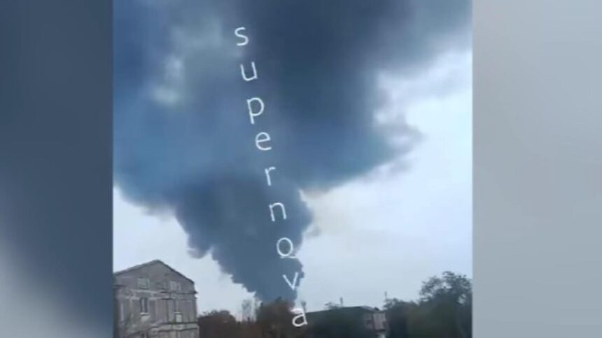 incendiu urias la o rafinarie din rusia atac masiv cu drone 68f5e8fdcbaba