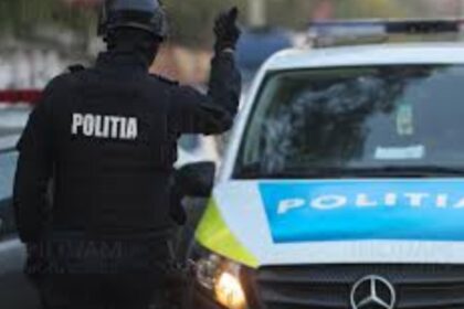 jaf la un mall din capitala doua femei au sarit la bataie dupa ce au fost prinse la furat scene uluitoare 68e353092bc5e