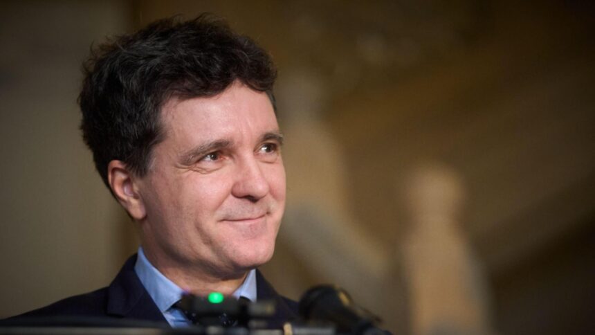 jurnalista de casa a lui nicusor dan face un pas in spate ce spune despre anularea alegerilor 68e1eda914dd5