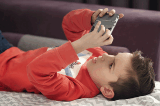 la 11 ani doar 14 din fete fac 60 de minute de activitate fizica pe zi si 16 dintre baieti 68f00c3813163