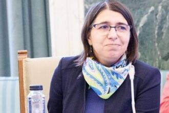 medic romanii traiesc mai putin decat traiesc cei din alte tari din uniunea europeana 68effe3f6f06a