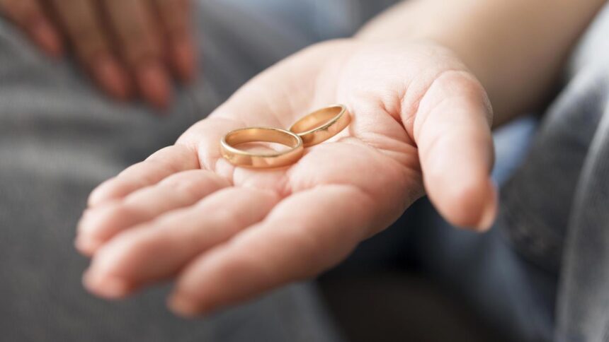 ministrul sanatatii mesaj dur renuntati la verigheta sau plecati din ati pentru ca acea verigheta poate omori un om 68fcae9666191