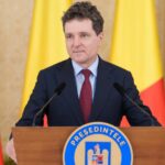 nicusor dan absent prin excelenta i a intrebat pe jurnalisti la copenhaga despre proiectele guvernului video 68deb3a169573