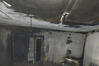 o familie din deleni a ramas fara un acoperis deasupra capului in prag de iarna 68e566304b736