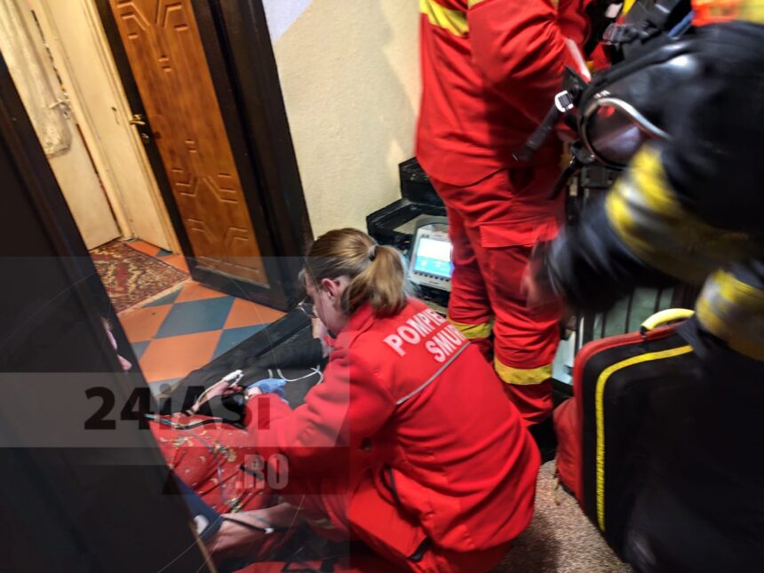 o femeie a avut nevoie de ingrijiri medicale in urma unui incendiu izbucnit in bucataria apartamentului 68f3c37b65d7c