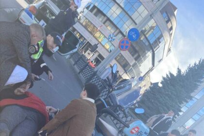 o persoana cu dizabilitati a fost ranita in timp ce traversa strada 6900a523c14b9