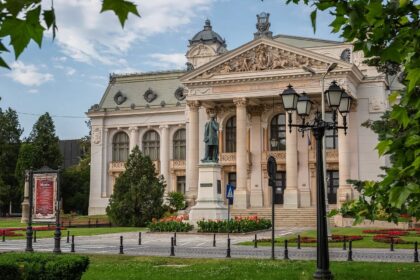 opera din iasi cere 1 milion de euro pentru salarii opreste productia la o premiera si taie contractele de colaborare a 19 balerini 68e854674ebe6