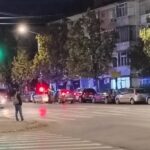 panica in iasi a dat drumul la gaz si s a incuiat in casa amenintand ca arunca blocul in aer 6903216318816
