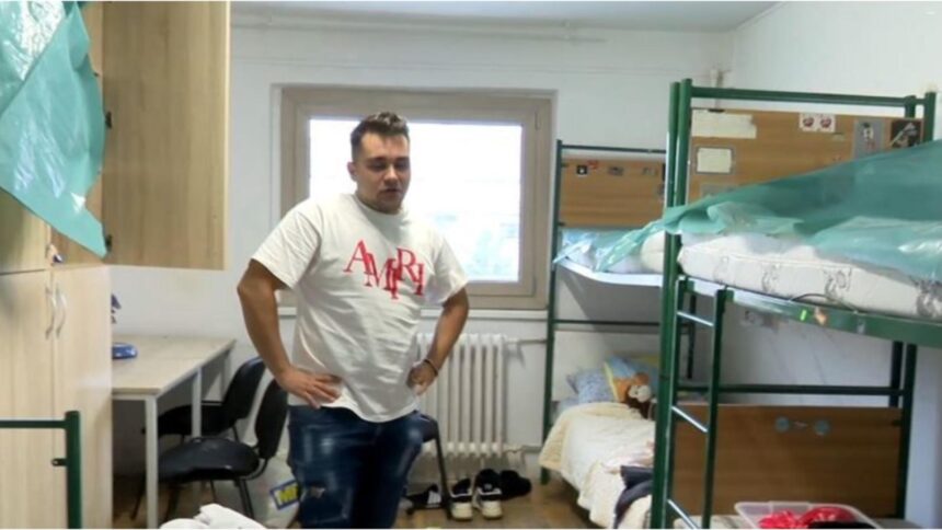 ploile au facut ravagii in timisoara mai multi studenti au fost relocati dintr un camin al universitatii de vest dupa ce camerele lor au fost inundate 68dfd07095362